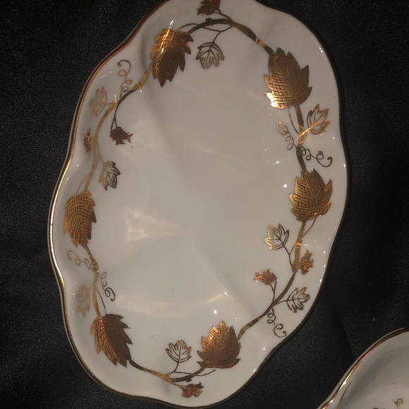 Vintage Trinkets - Picture 4 of 12